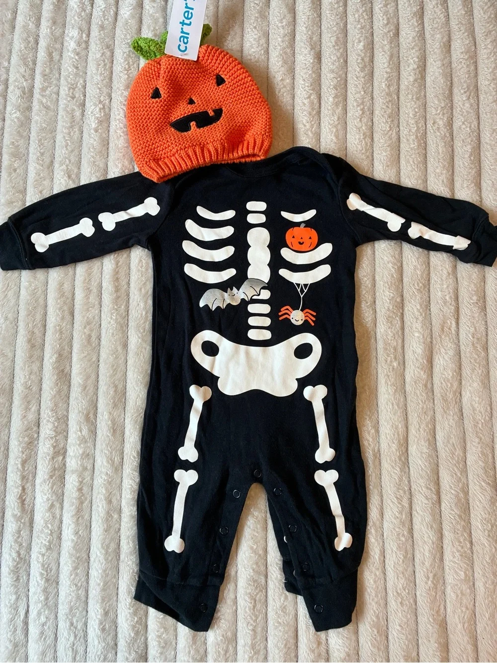 🎃🕷️ Carter's Halloween Bundle | Skeleton Romper & Pumpkin Beanie | 6M